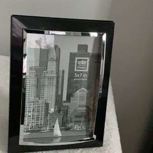 4 picture frames by mkt home.